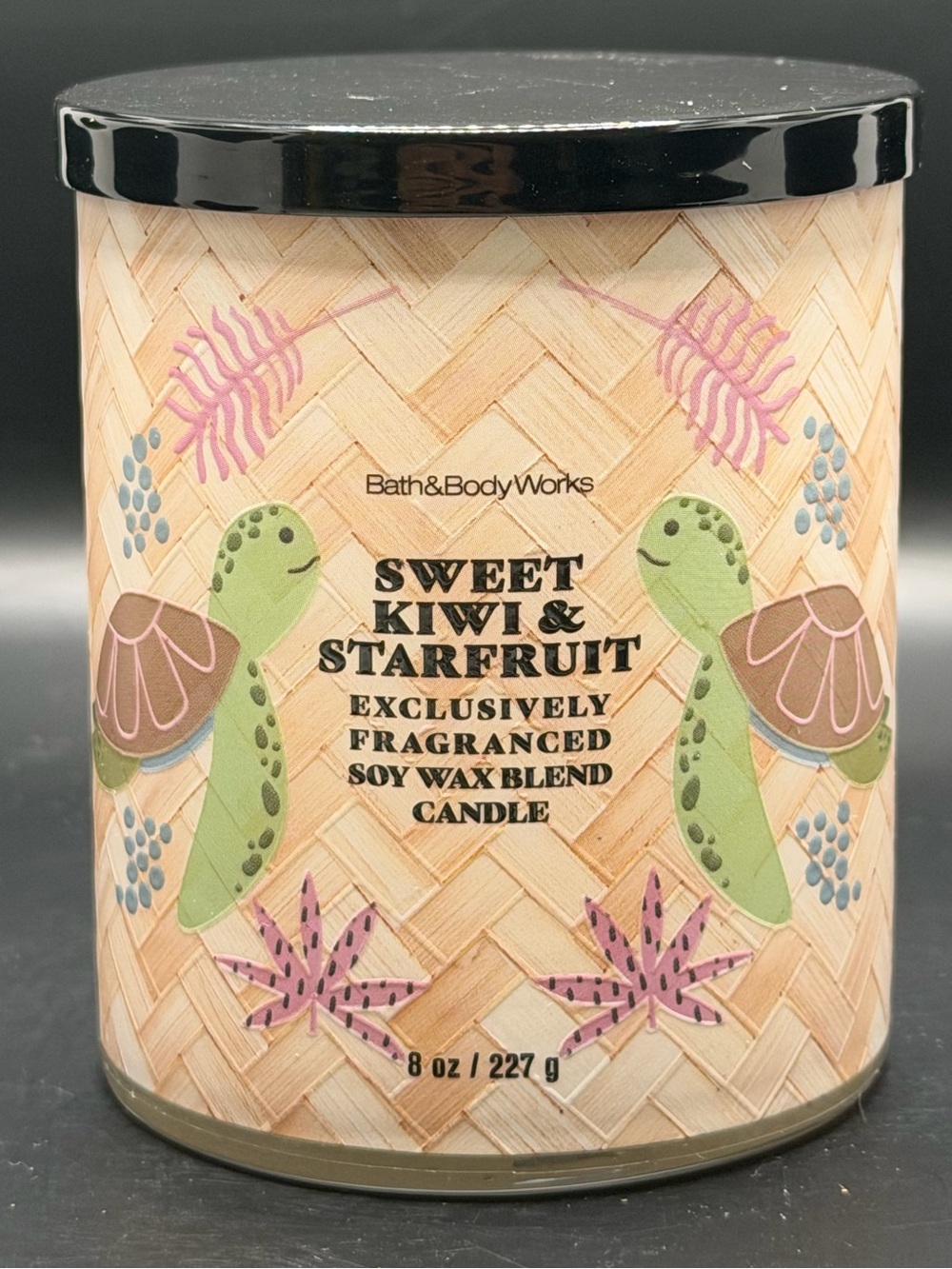 Bath & Body Works Sweet Kiwi & Starfruit 8OZ Single-Wick Candle w/ Turtle Design